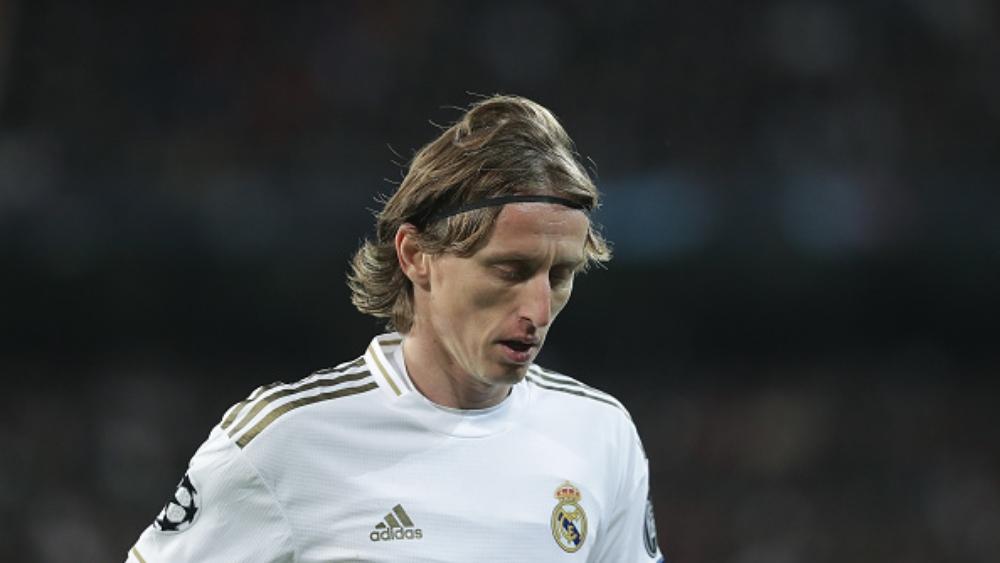 "تقرير" | تشيلسي مُهتم بالتعاقد مع لوكا مودريتش في صيف 2020