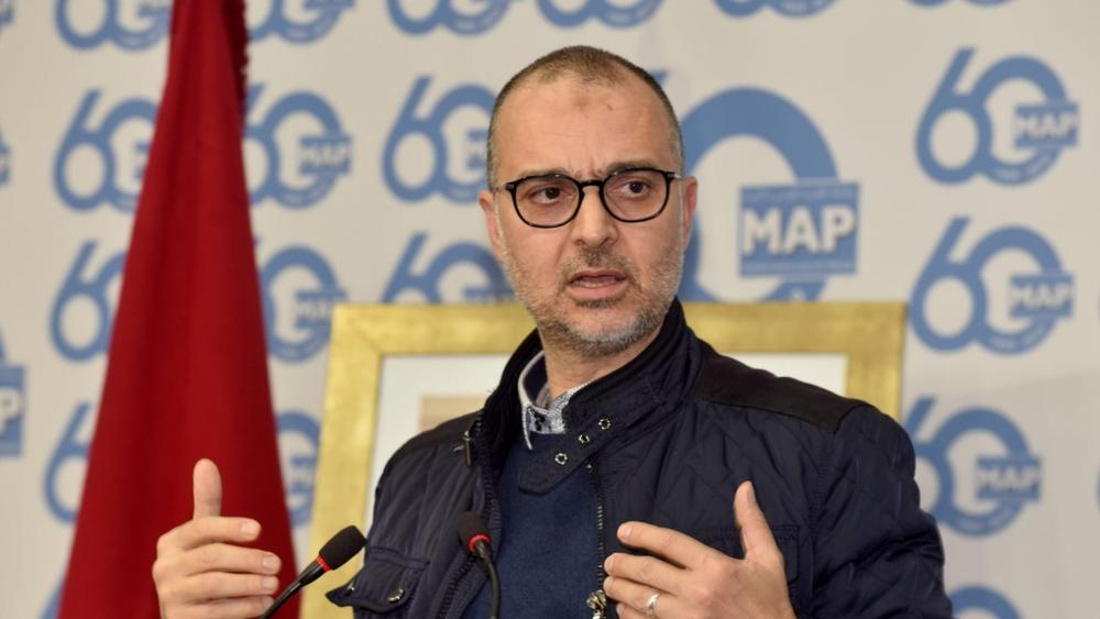 اليوبي: "تزايد عدد الحالات يرجع إلى اكتشاف بؤر وبائية داخل العديد من العائلات ونوصي بارتداء الكمامة لكل من يغادر الحجر الصحي اضطراريا"