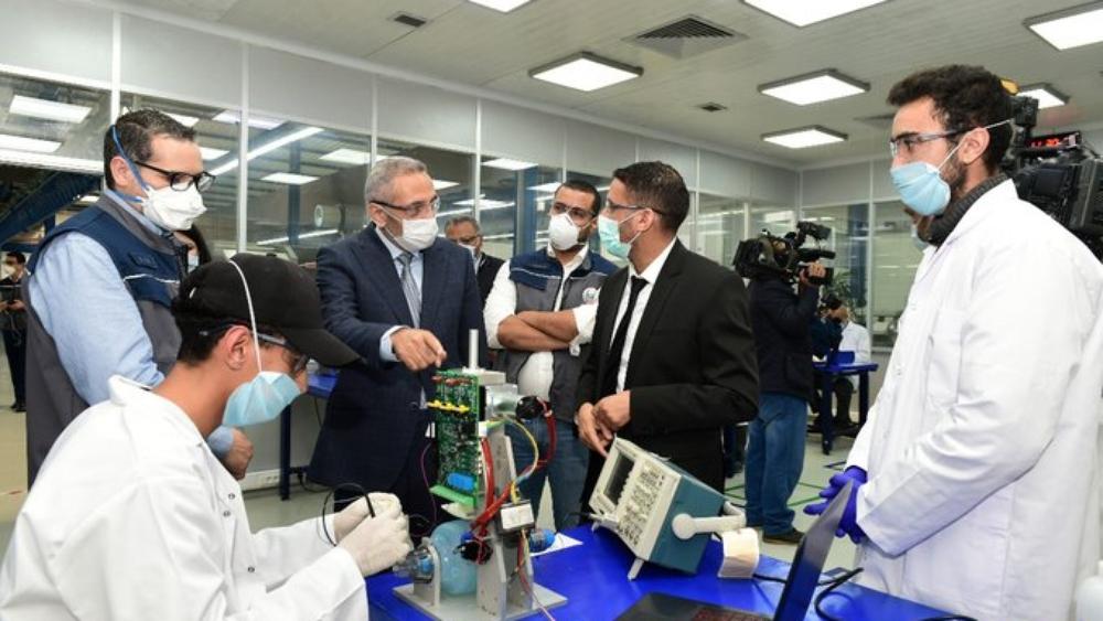 وحدة صناعية بالدار البيضاء تتجه لإنتاج أجهزة تنفس اصطناعية محلية الصنع لفائدة مرضى فيروس "كورونا"