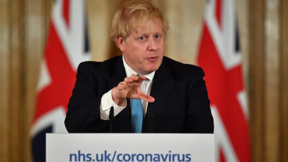 فيروس "كورونا" | رئيس وزراء بريطانيا يغادر "الرعاية الفائقة" ويواصل تلقي العلاج في المستشفى