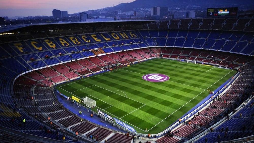 برشلونة يوزع أجهزة صحية "صينية الصنع" لمحاربة "فيروس كورونا"