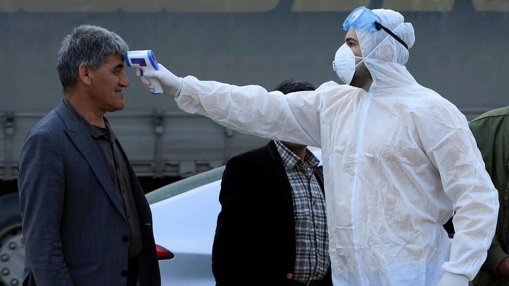 مسؤولون عراقيون يكشفون أسباب "محاصرتهم" فيروس "كورونا": "نواجه الوباء بإمكانيات بسيطة.. ووعي المواطن هو العامل الرئيسي في إنقاذ البلاد"