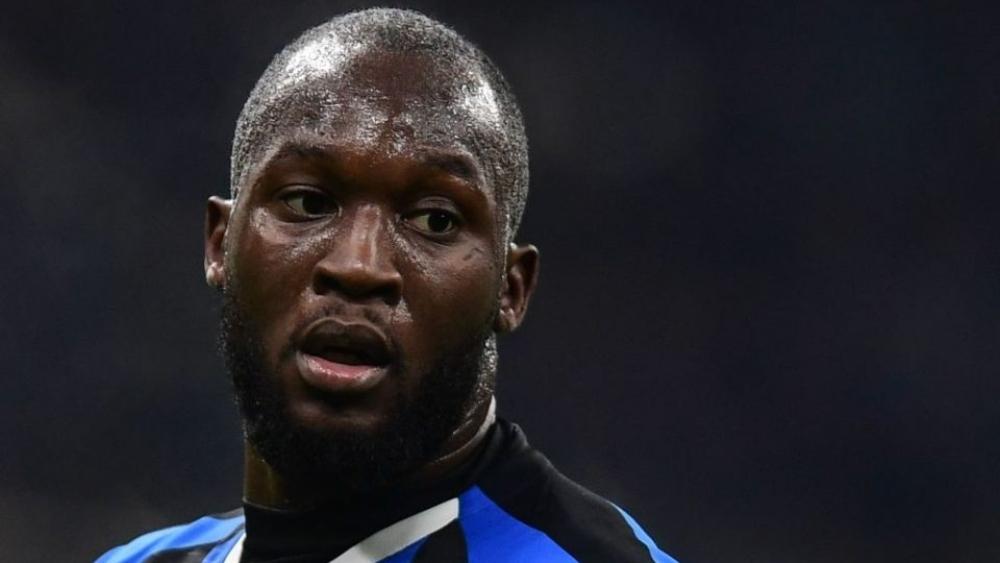 لوكاكو: “23 لاعبًا من 25 لاعبًا في الإنتر عانوا من أعراض فيروس كورونا منذ يناير”