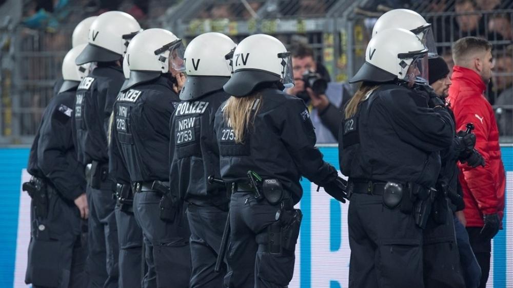 الشرطة الألمانية: "عودة البوندسليجا بدون جماهير أمر خطير!"