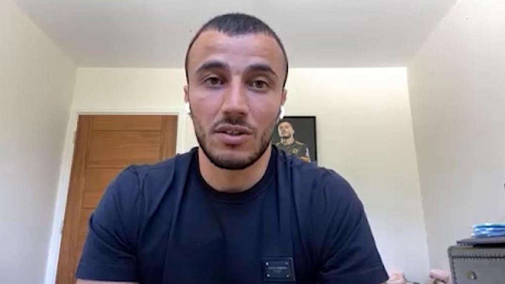 المغربي رومان سايس يتحدت عن تداريبه المنزلية في شهر رمضان