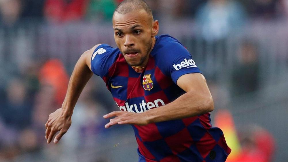 برايثوايت لا يخشى عودة سواريز ومنافسته على الرسمية