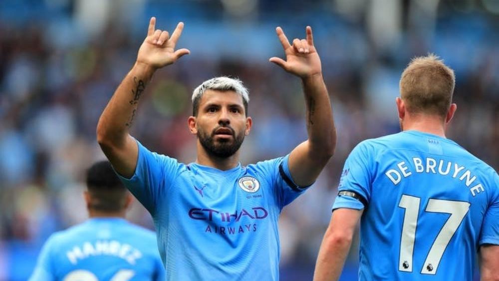 أجويرو يعارض استئناف الدوري الإنجليزي الممتاز خوفًا من "مخاطر كورونا"