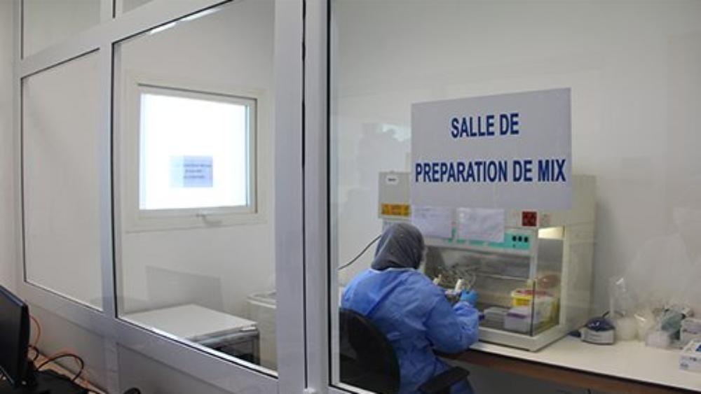 الشروع في إجراء تحاليل الكشف عن فيروس "كورونا" بطنجة و المختبر قادر على إجراء "300 اختبار" في اليوم