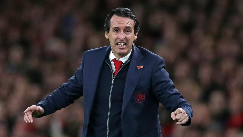 يوناي إيمري: "نيمار قادر على خطف المِشعل من ميسي ورونالدو"