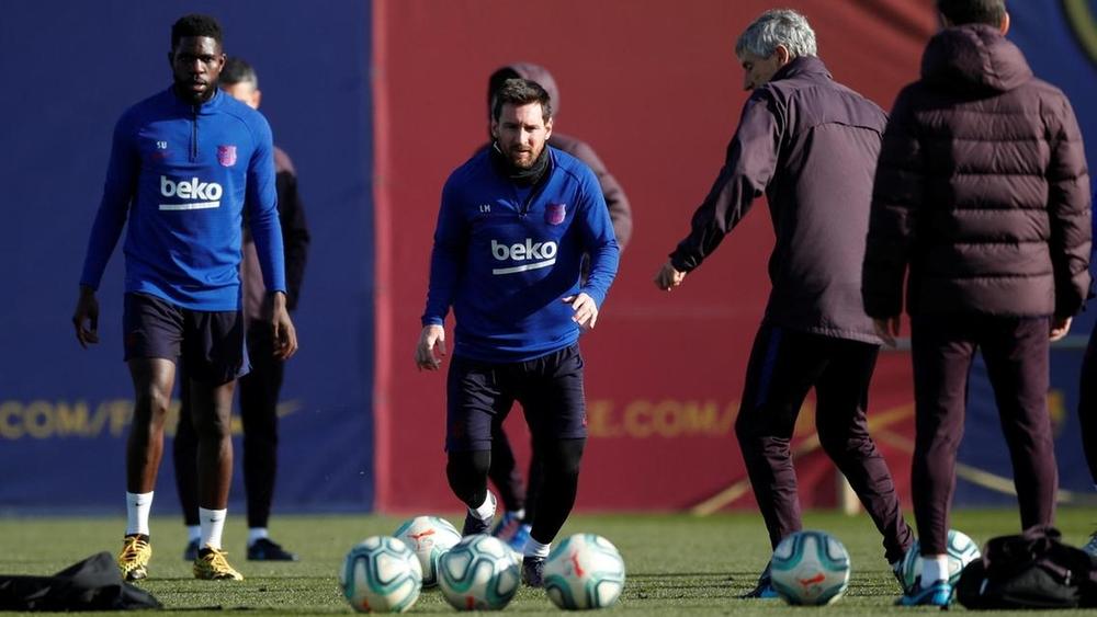 برشلونة يعلن عودته للتدريبات "الفردية" غدا الجمعة