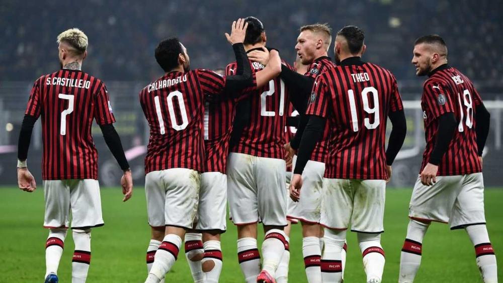 رئيس ميلان معترفًا: "هناك إصابات مؤكدة بفيروس كورونا بين نجوم الفريق"