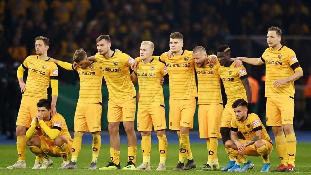 اكتشاف إصابة لاعبيْن بوباء "كورونا" في صفوف دينامو دريسدن المُنتمي لدوري الدرجة الثانية الألماني