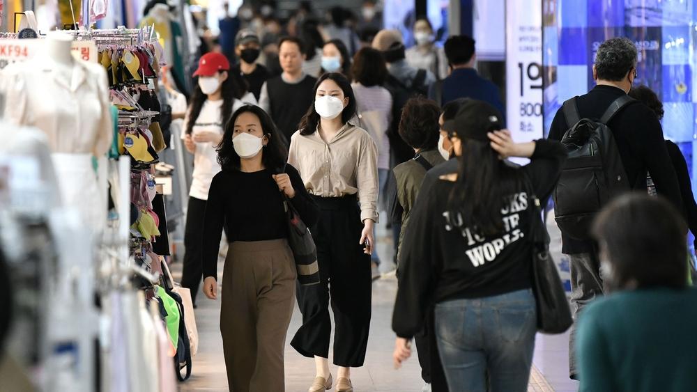 كوريا الجنوبية تسجل أعلى عدد من الإصابة اليومية بـ"كورونا" منذ شهر.. وكل الحالات ظهرت في الملاهي الليلية