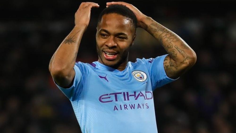 سترلينغ يخشى الأسوأ بعد العودة للملاعب