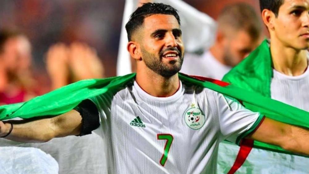 محرز: "هدفي في نيجيريا أغلى من ألف كأس عالم مع فرنسا .. ولو واجهت الجزائر فرنسا ستهزمها"