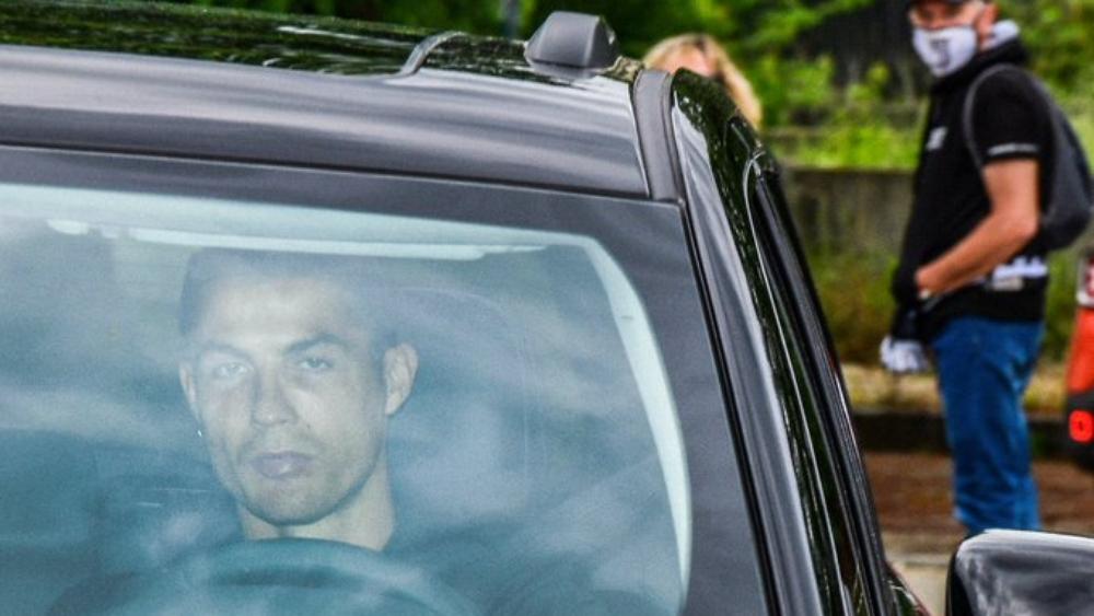 كريستيانو رونالدو يظهر "أخيرًا" في مقر تدريبات يوفنتوس