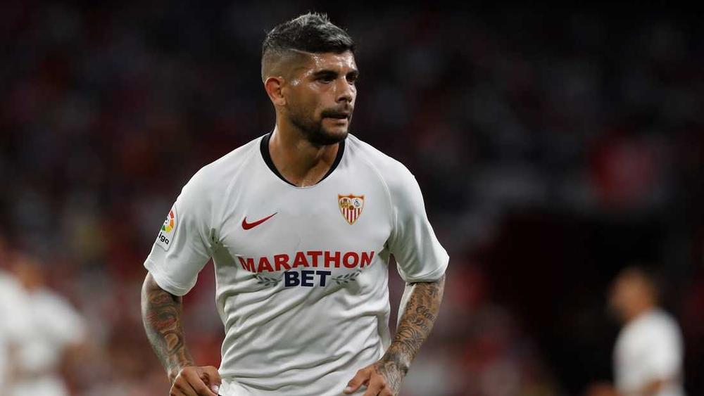 قائد إشبيلية يعتذر على خرق "قواعد" محاربة انتشار كورونا