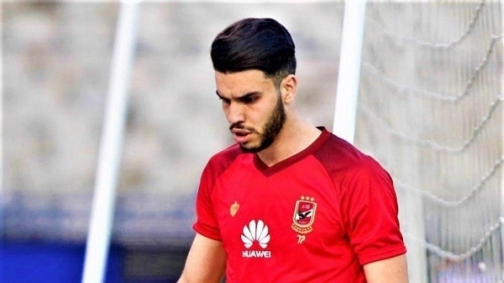 بعد رفض الاتفاق شراء عقده .. الأهلي مستمر في عرض أزارو للبيع