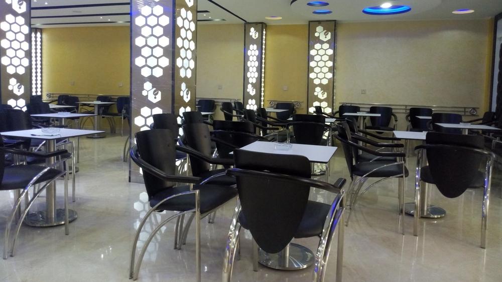 رئيس الجمعية الوطنية لأرباب المقاهي والمطاعم بالمغرب لـ"البطولة": "لا نعتزم فتح أبوابنا .. والحكومة تتملّص من التزاماتها"