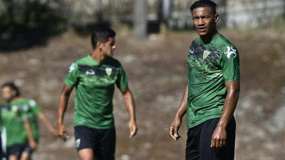 موفي لـ"البطولة": "أولمبياكوس تواصل معي .. وسأحسم مستقبلي بعد نهاية الموسم"