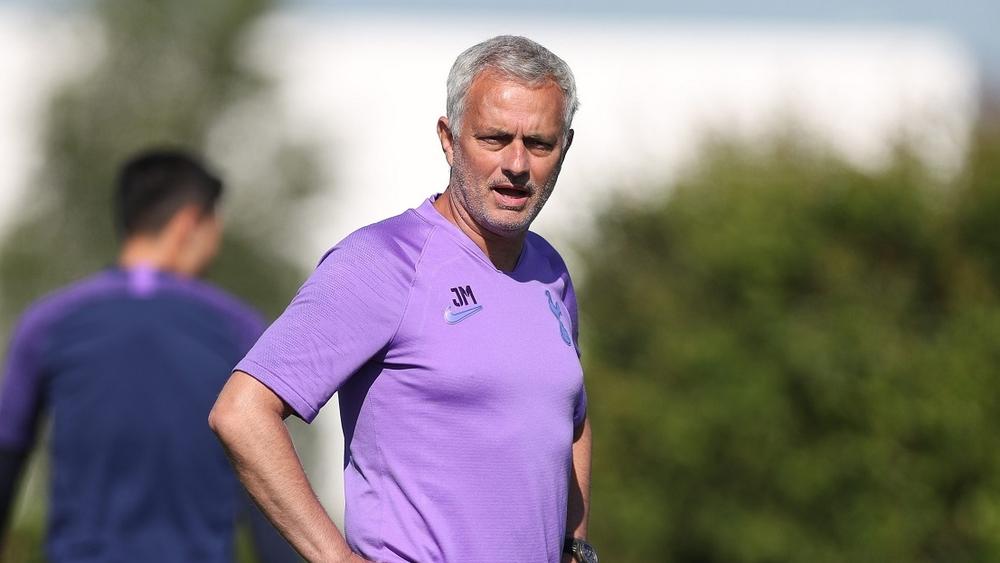 مورينيو: "عودة الدوري الإنجليزي ضرورية.. علينا ألا نكون أنانيين"