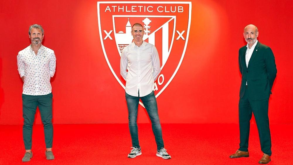 رسميا | أتلتيك بلباو يمدد عقد مدربه جاريتانو