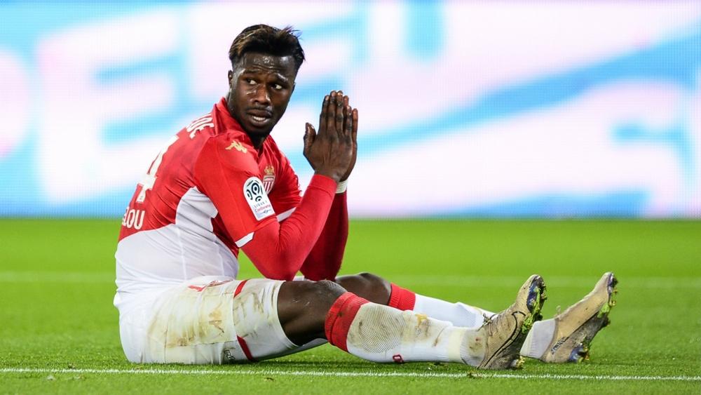 كيتا بالدي يستأجر مبنى من 3 طوابق لإيواء 90 مهاجرا سنغاليا "بدون مأوى" في إسبانيا!