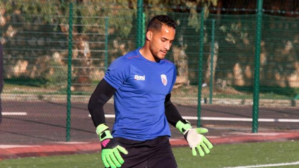 رسميا .. المغرب التطواني يجدد عقد حارسه رضا بوناكة لموسمين إضافيين