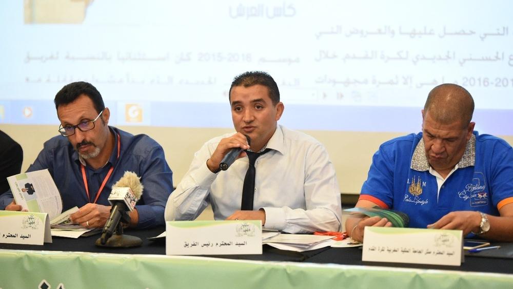 "كاب صولاي" لإدارة الدفاع الجديدي: "حولّتم الفريق إلى آلة لتصدير اللاعبين .. وسياستكم التسييرية فاشلة أفرغت النادي من حمولته"