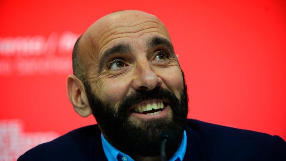 المدير الرياضي لإشبيلية: "تعلمت الكثير من البوندسليجا"