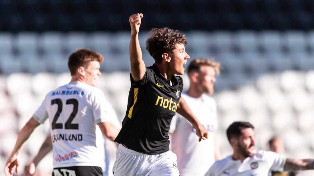 المغربي-السويدي روبين تيهي يتألق ويسجل في أول مباراة رسمية له في الدوري السويدي الممتاز