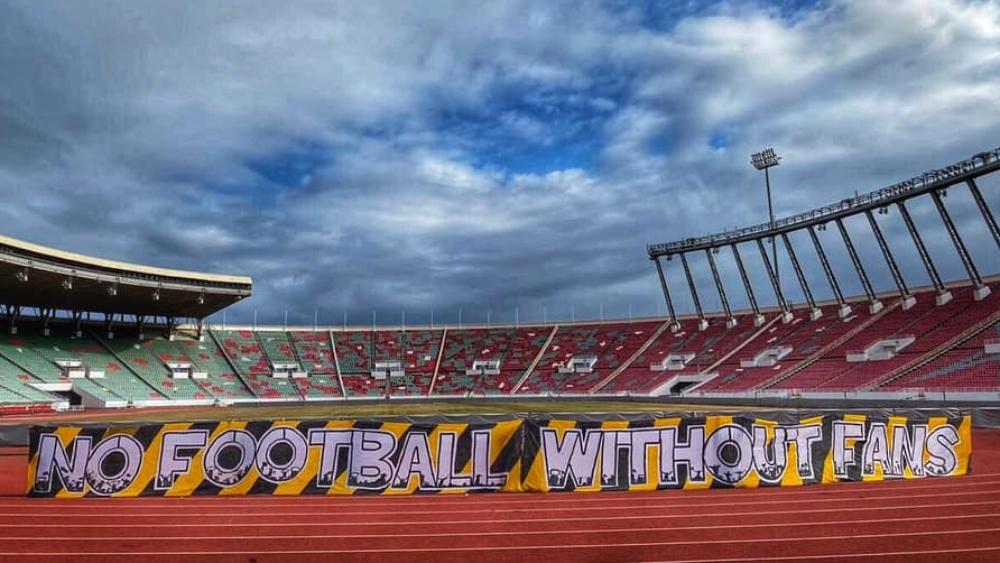 مجموعات "أولتراس" شمال أفريقيا: "لا كرة قدم بدون جمهور.. لا نريد وضع قطع كارتونية بها وجوه الأنصار لتعويض غيابنا"