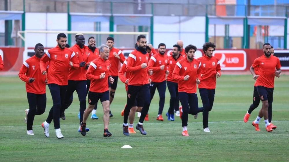 الأهلي المصري يعلن استئناف تدريباته يوم الأربعاء المقبل