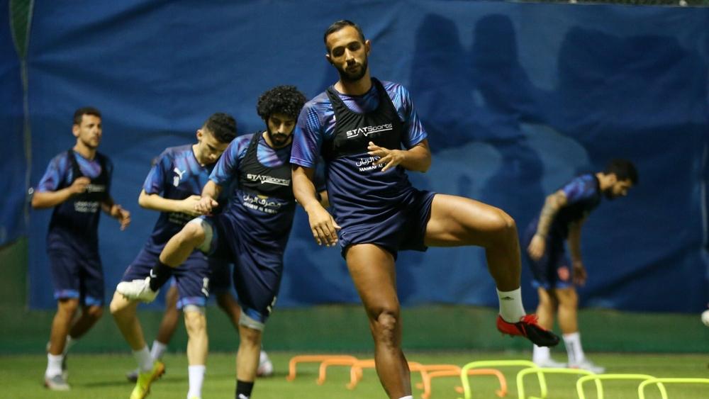 الاتحاد القطري لكرة القدم يغرم بن عطية بسبب عدم الالتزام بالبروتوكول الوقائي