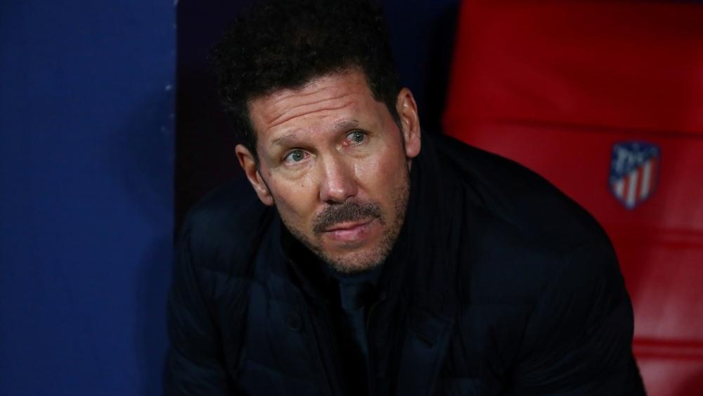 سيميوني: "أتمنى الفوز لأول مرة على ملعب الكامب نو"