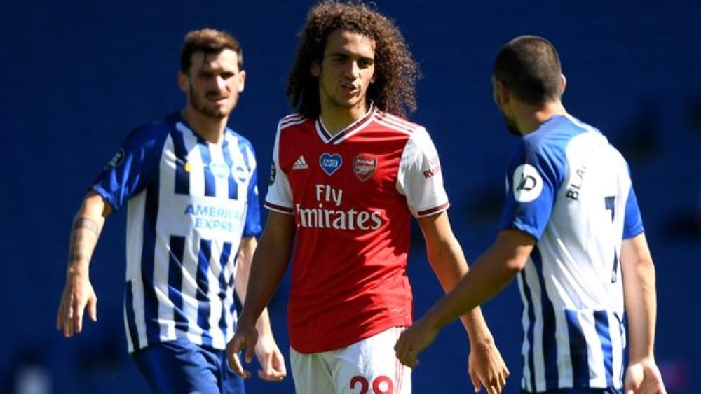 آرتيتا يُعاقب غندوزي بالاستبعاد ويطالب برحيله من صفوف آرسنال