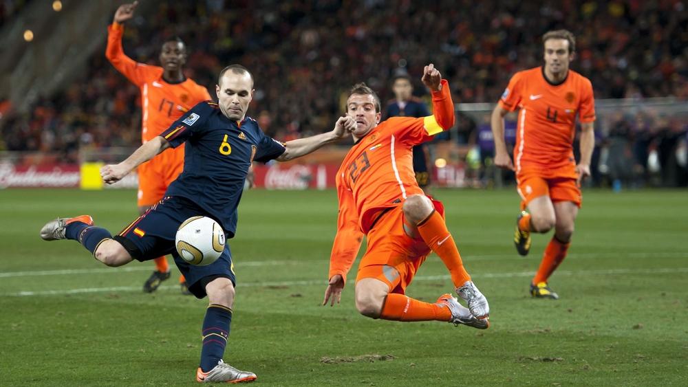 إسبانيا تواجه هولندا ودياً في أمستردام 11 نوفمبر