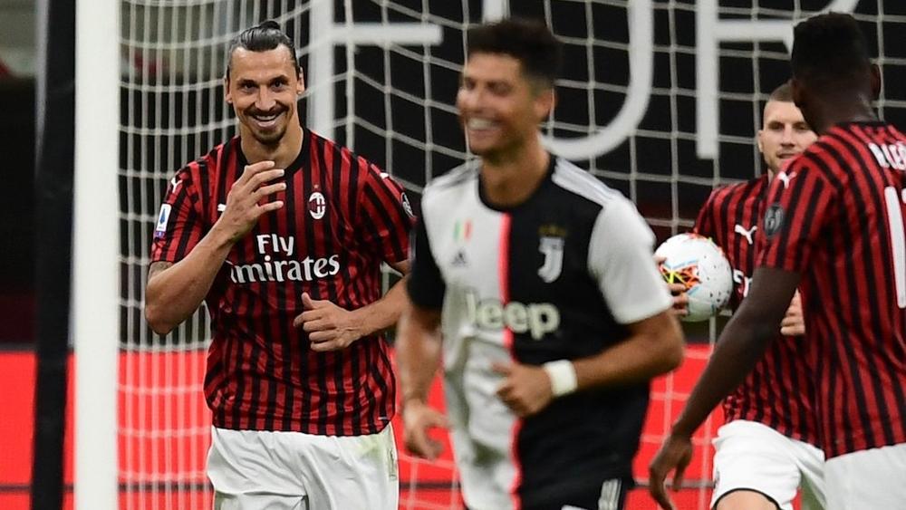 إبراهيموفيتش "يسخر" من كريستيانو بعد تسجيله ركلة جزاء أمام يوفنتوس