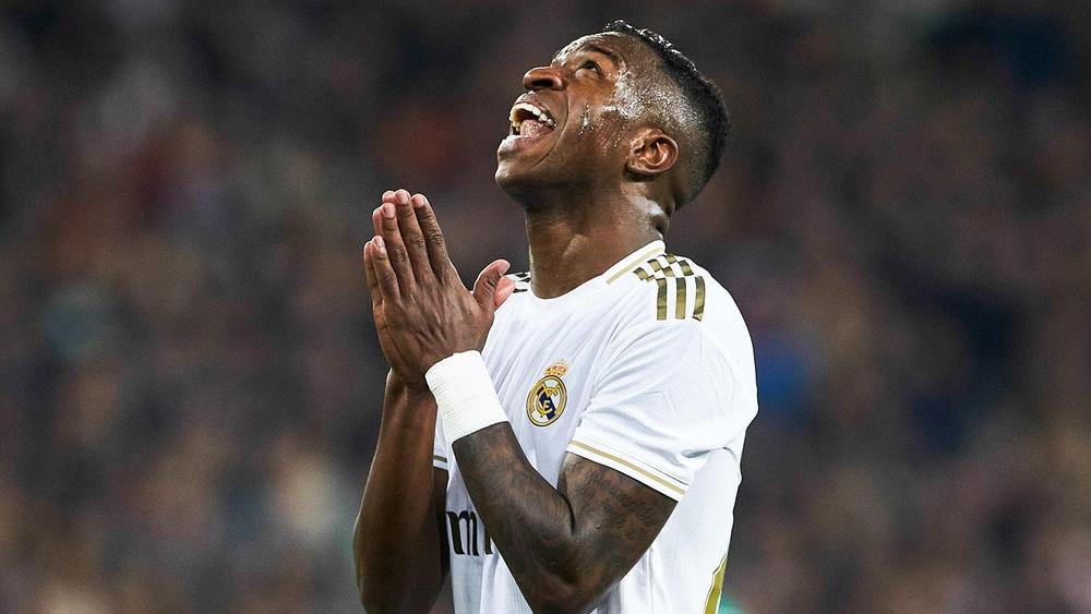 التحليلة الثانية تؤكد خلو جسم فينيسيوس من "كورونا".. البرازيلي جاهز للمشاركة ضد ألافيس