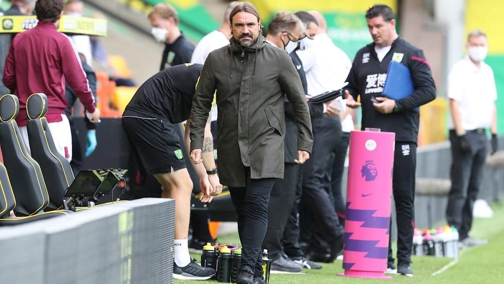 مدرب نورويتش سيتي: "فريقي ساذج وقليل الخبرة وغبي"