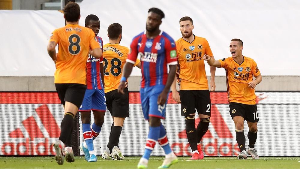 "ذئاب سايس" يهزمون كريستال بالاس ويقتربون من التأهل للدوري الأوروبي