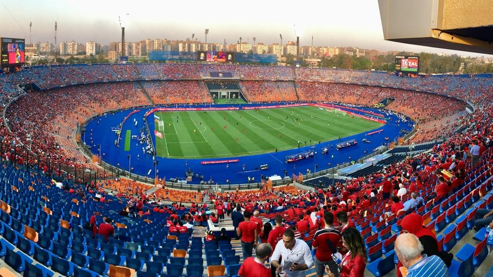 مدير استاد القاهرة الدولي: "الملعب جاهز لاحتضان مباريات الزمالك والأهلي القارية"