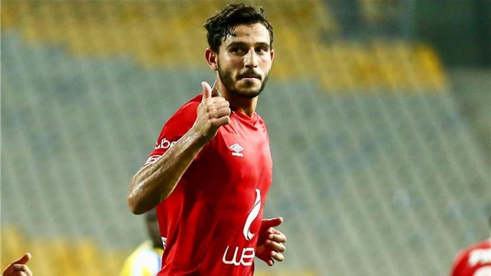 إصابة لاعب الأهلي المصري "حمدي فتحي" بفيروس كورونا