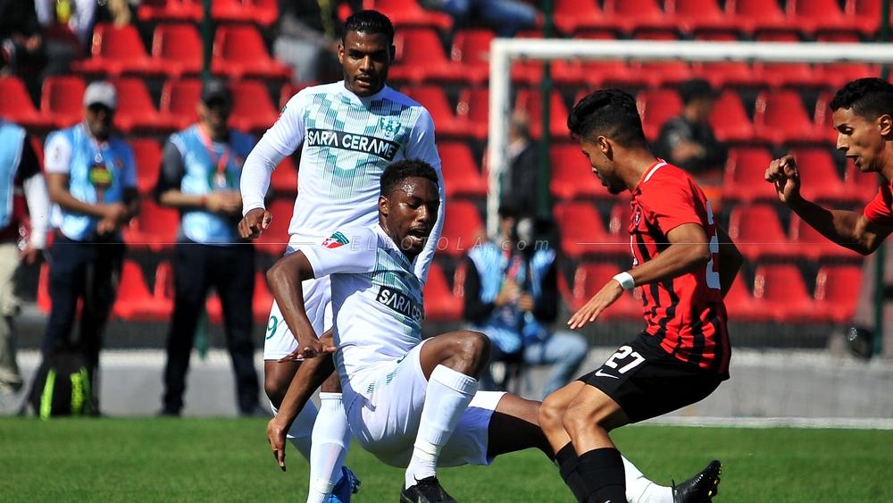 رسميا: تأجيل مباراة النادي القنيطري و وداد تمارة بسبب "كورونا"