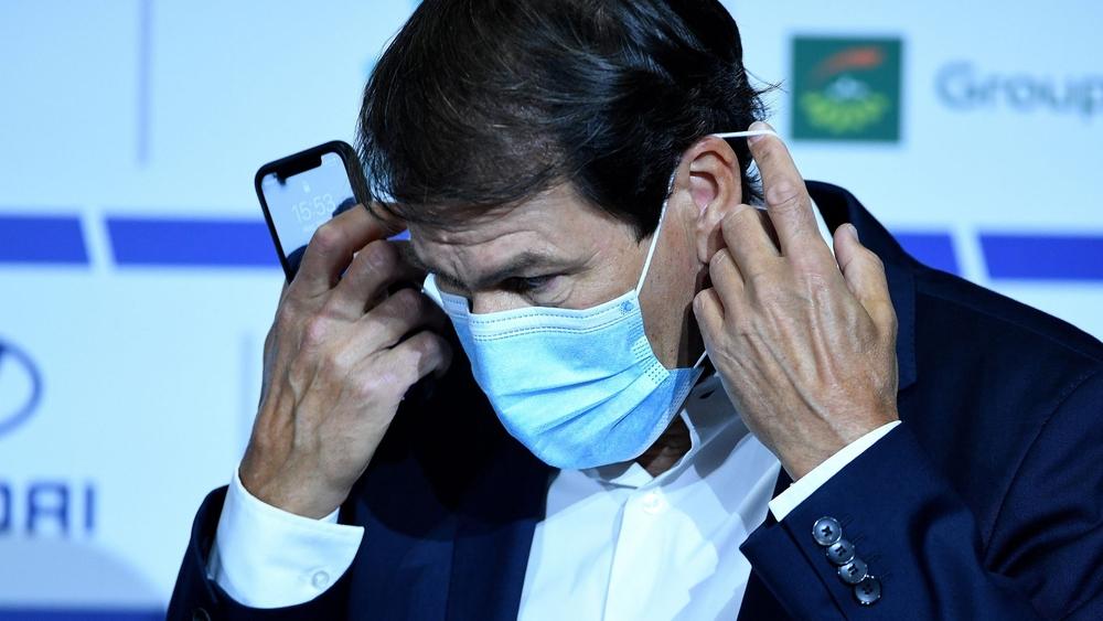 مدرب أولمبيك ليون: "الحظوظ ستكون متساوية أمام يوفنتوس رغم فوزنا ذهابا"