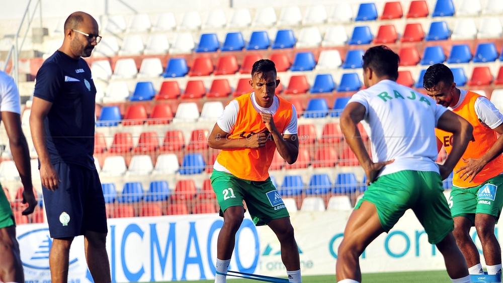 تشكيلة الرجاء الرسمية .. حافيظي رسمي وبانون ومتولي احتياطيان