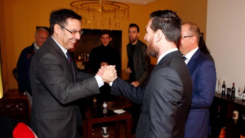 بارتوميو: "ميسي لن يرحل عن برشلونة وكومان أكد لنا أنه ركيزة مشروعه"