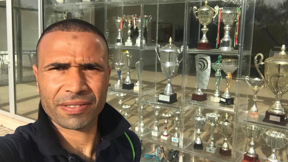 نعوم لاعب الجيش الملكي سابقا: "الفساد موجود في الكرة الوطنية .. وهناك عيِّنات كثيرة من اللاعب هيثم عينة"