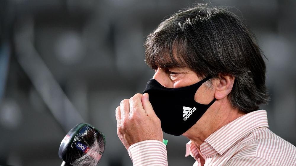 لوف: "من المنطقي أن يفوز بايرن ميونخ بدوري أبطال أوروبا"