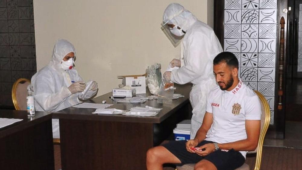 إدارة حسنية أكادير تعلن خلو الفريق من فيروس "كورونا" و تؤكد تشبثها بالمدرب مصطفى أوشريف